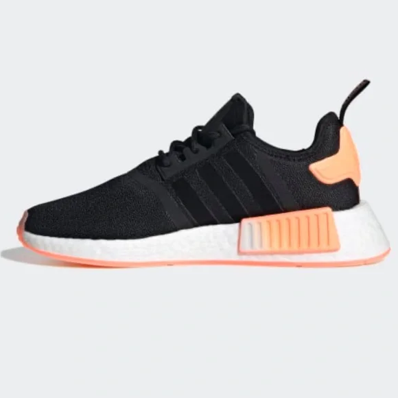 adidas gazelle silver green womens Adidas Originals NMD_R1 W – MIDS&LOWS main image 1